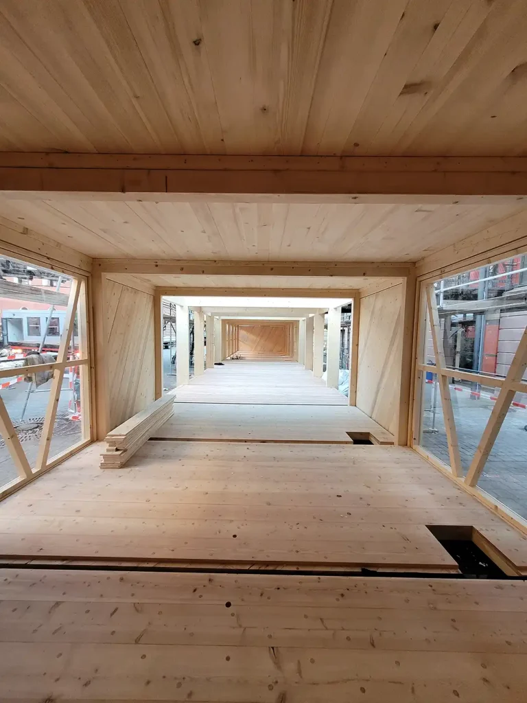 Mit dem neuen »Block 4« entsteht im Innenhof der Hochschule ein zukunftsweisender Holzbaupavillon